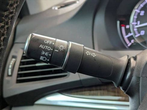 Used 2017 Acura MDX SH-AWD w/ Technology Package image 8