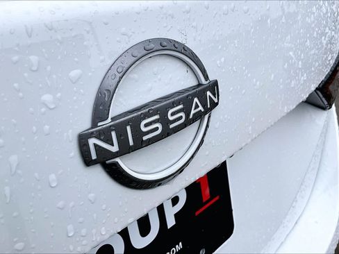 Certified 2024 Nissan Sentra SV FWD image 10