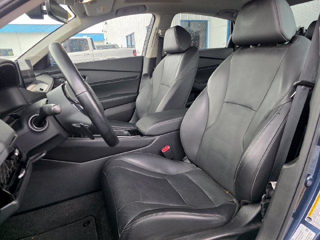Used 2023 Honda Accord Touring image 12