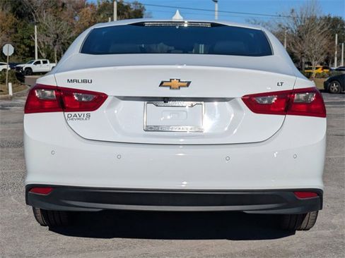 Used 2025 Chevrolet Malibu LT image 6