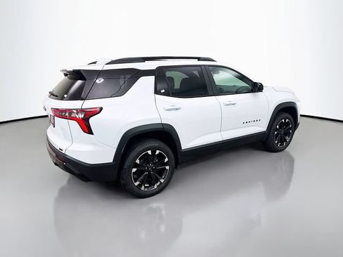 New 2026 Chevrolet Equinox RS w/ Convenience Package III FWD image 9