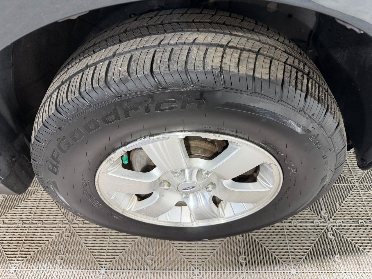 Used 2008 Ford Escape Limited AWD/4WD image 12