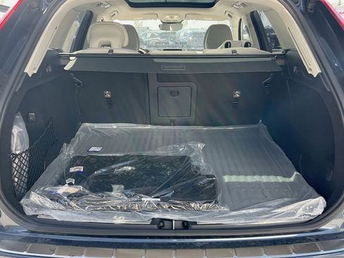 New 2026 Volvo XC60 B5 Ultra w/ Climate Package image 26