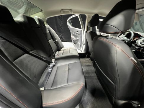 New 2025 Nissan Altima 2.5 SR image 18