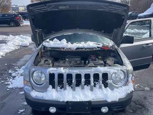 Used 2015 Jeep Patriot Latitude image 37