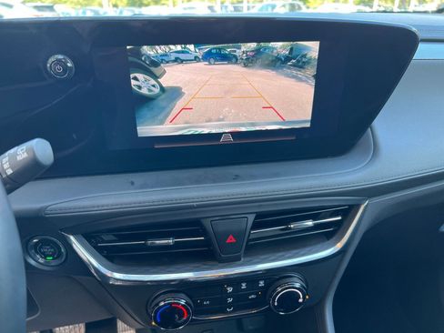 Used 2025 Buick Encore GX Preferred image 17