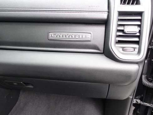 Used 2025 RAM 1500 Laramie w/ Sport Appearance Package AWD/4WD image 43