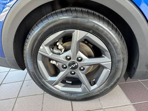 Used 2025 Kia K4 FWD image 29