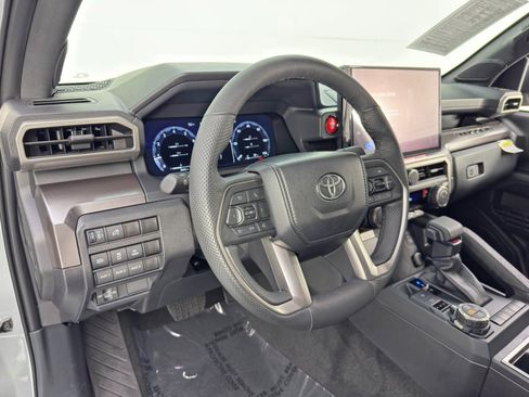 Used 2024 Toyota Tacoma TRD Off-Road w/ TRD Off Road Upgrade Package image 13
