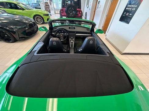 Used 2017 Porsche 911 Carrera RWD image 8