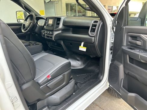 New 2024 RAM 2500 Tradesman image 25