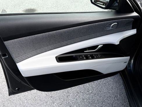 New 2026 Hyundai Elantra Limited image 10