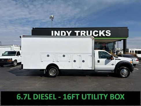 Used 2016 Ford F550 2WD Regular Cab Super Duty image 1
