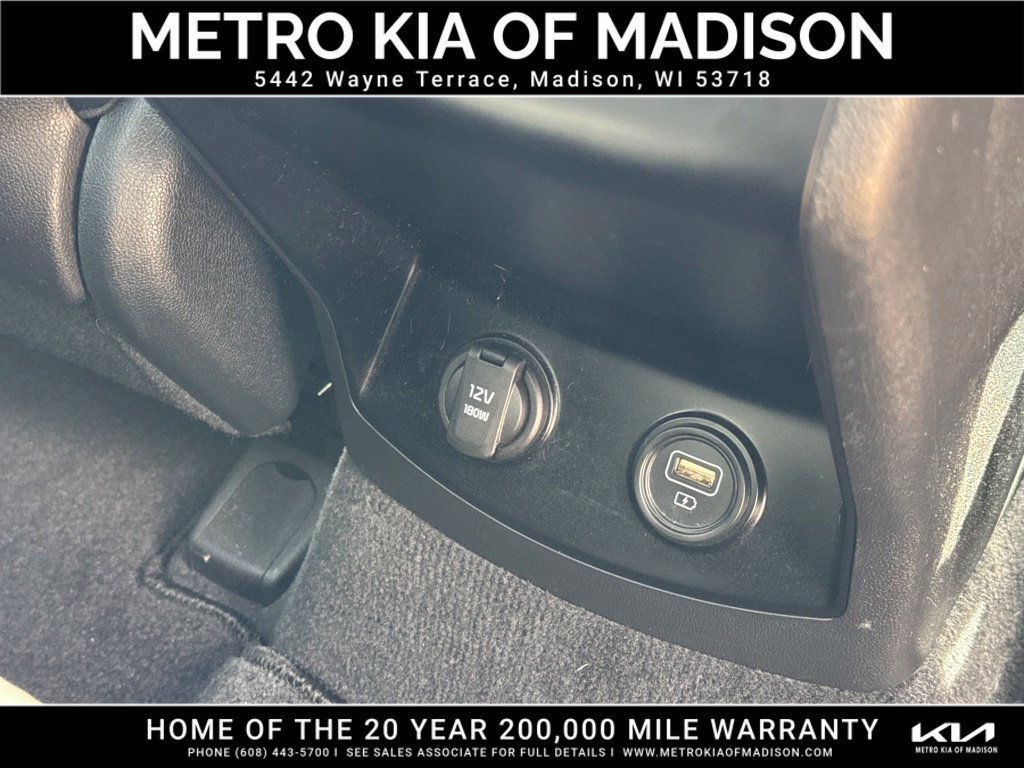 Used 2021 Kia Sorento S w/ Panoramic Sunroof Package AWD/4WD image 47