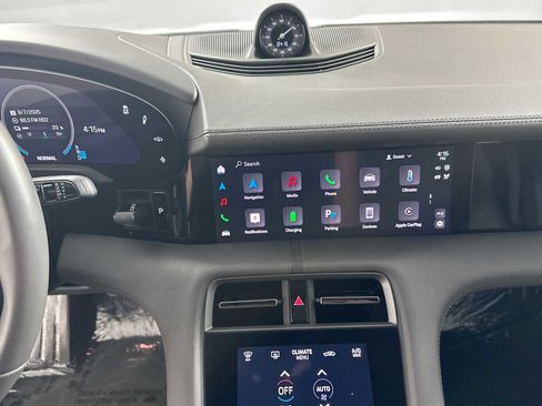 Certified 2025 Porsche Taycan image 17