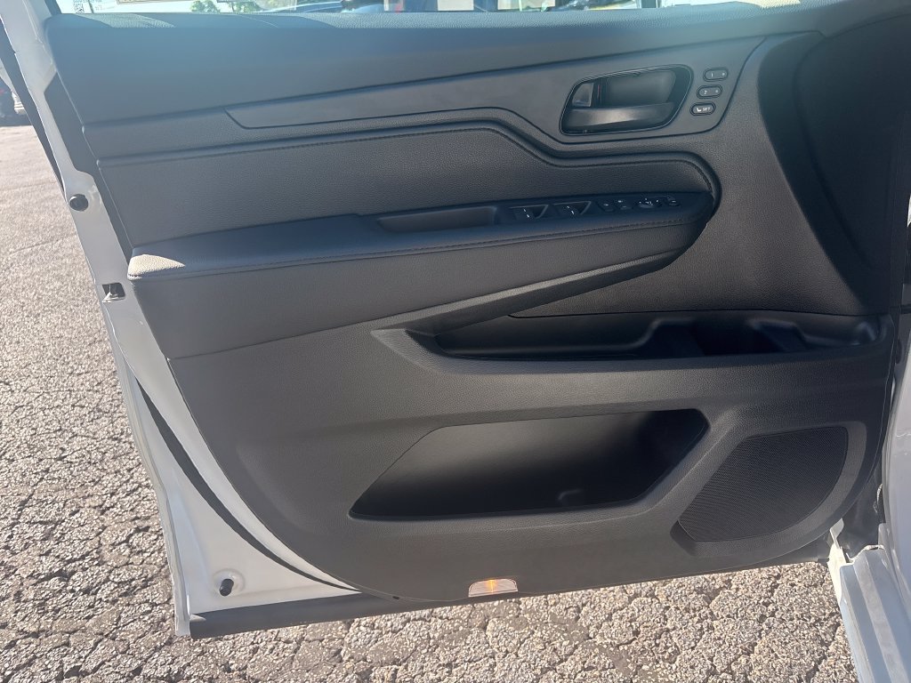 New 2026 Honda Odyssey Sport-L image 17