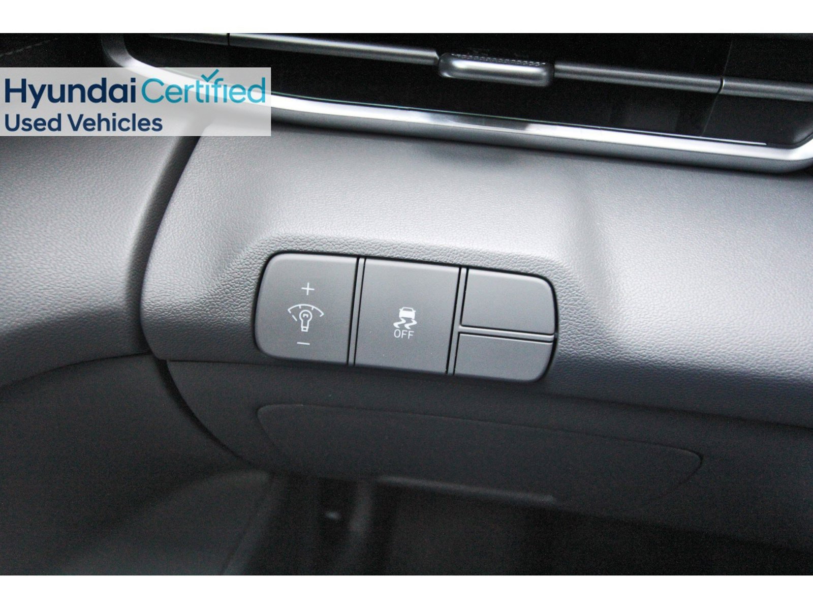 Certified 2025 Hyundai Elantra SEL FWD image 21