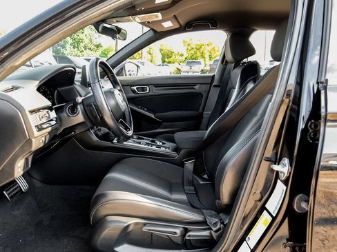 Used 2023 Honda Civic Sport image 31