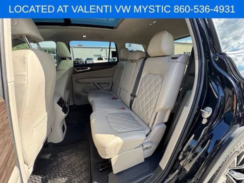Used 2024 Volkswagen Atlas SEL Premium R-Line AWD/4WD image 10