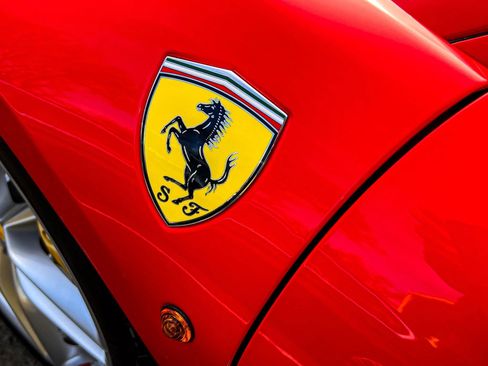 Used 2018 Ferrari 488 GTB image 35