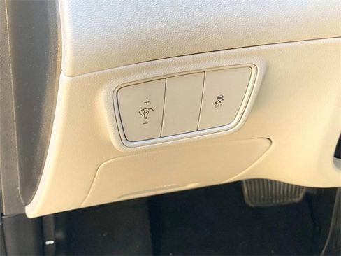 Used 2022 Hyundai Tucson SEL image 15