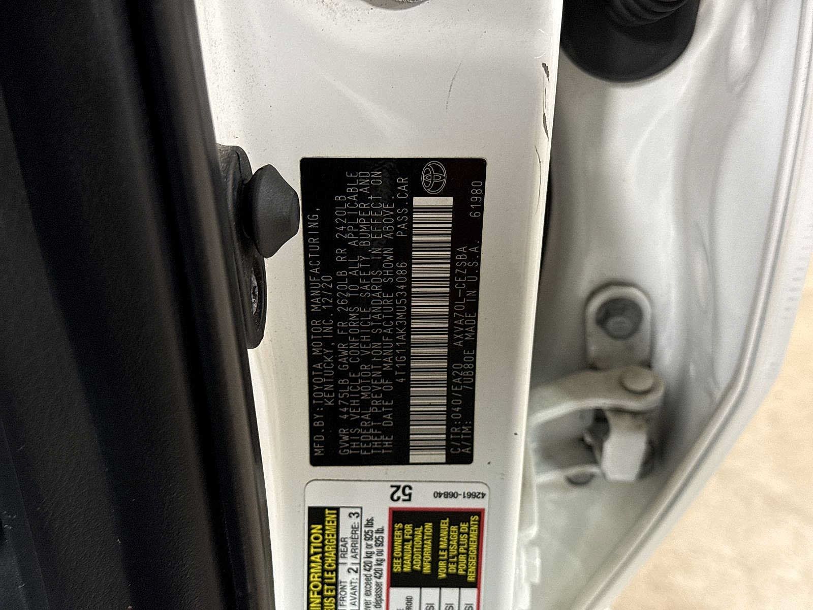 Used 2021 Toyota Camry SE FWD image 13