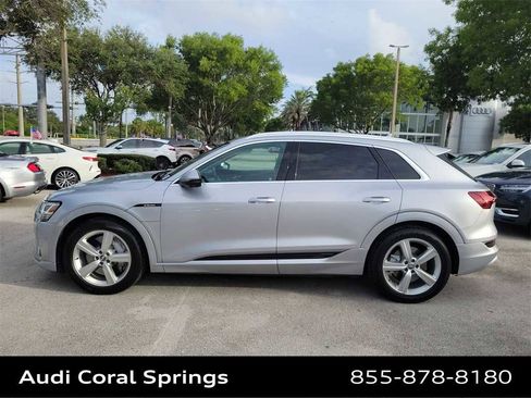 Used 2019 Audi e-tron Premium Plus image 11