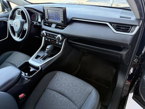 Used 2021 Toyota RAV4 XLE w/ Convenience Package AWD/4WD image 27