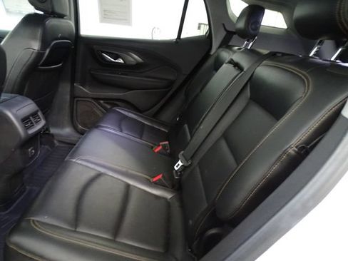Used 2019 GMC Terrain SLT w/ Preferred Package AWD/4WD image 4
