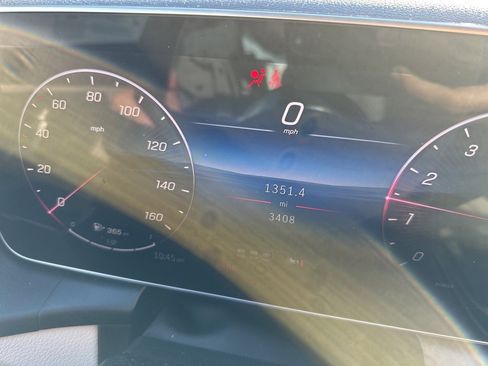 Certified 2025 Mercedes-Benz GLC 300 4MATIC image 12