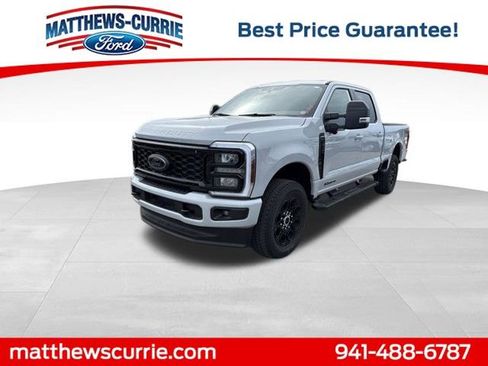 New 2026 Ford F250 Lariat w/ Black Appearance Package image 7
