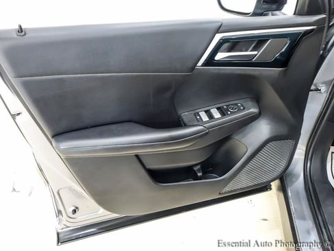 Used 2022 Mitsubishi Outlander SE AWD/4WD image 28