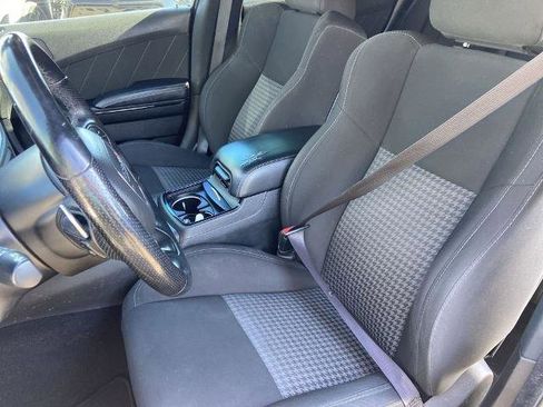 Used 2022 Dodge Charger R/T w/ Blacktop Package image 14