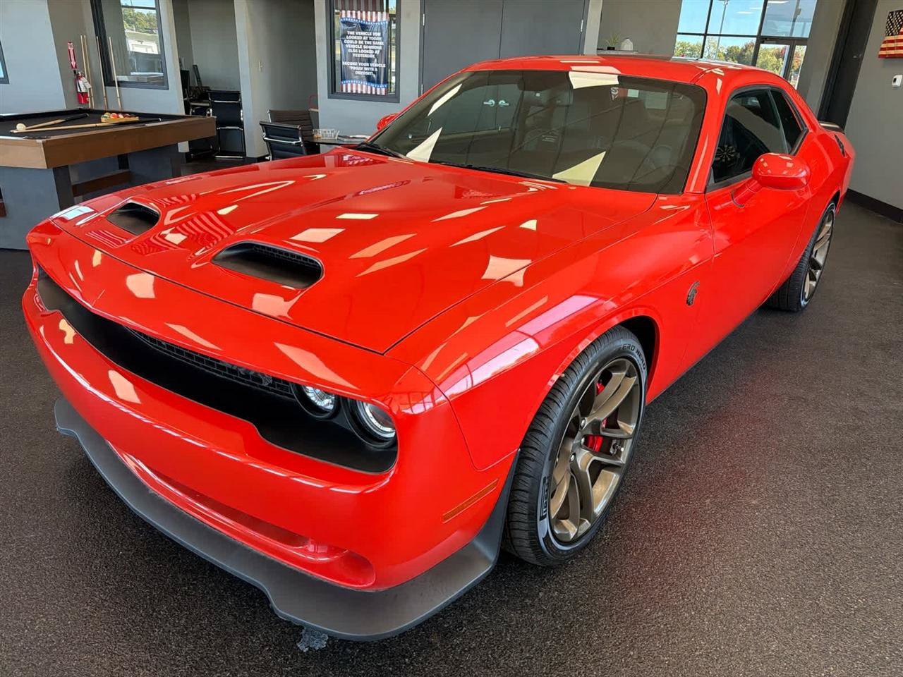Used 2023 Dodge Challenger SRT Hellcat RWD image 2