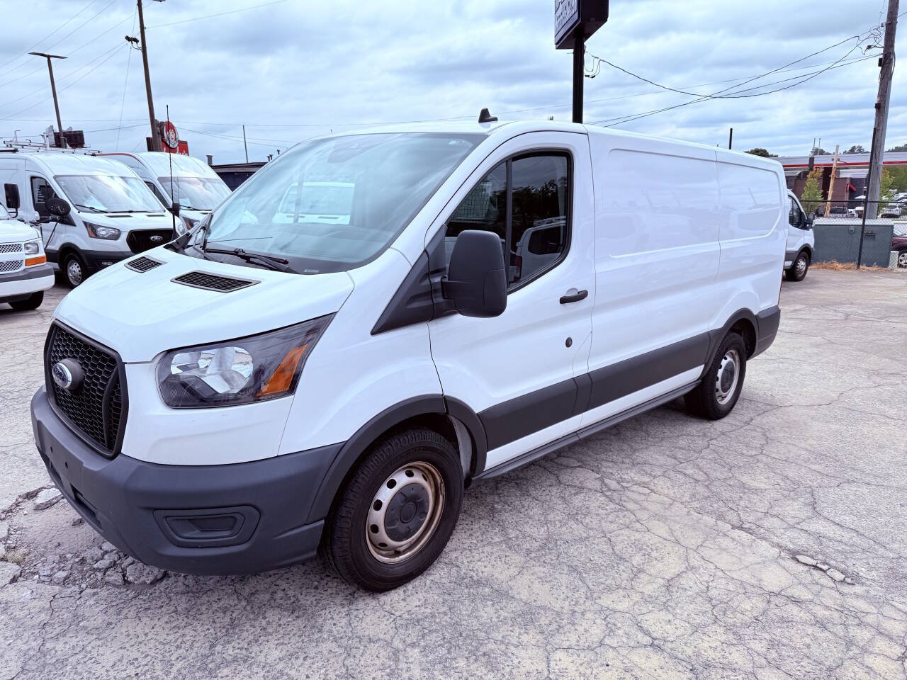 Used 2022 Ford Transit 150 Low Roof w/ Upfitter Package RWD image 5
