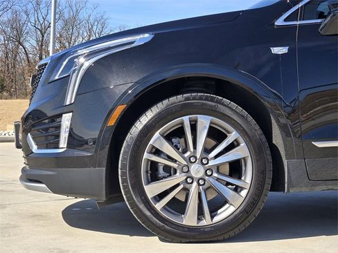 Used 2025 Cadillac XT5 Premium Luxury w/ Technology Package image 10