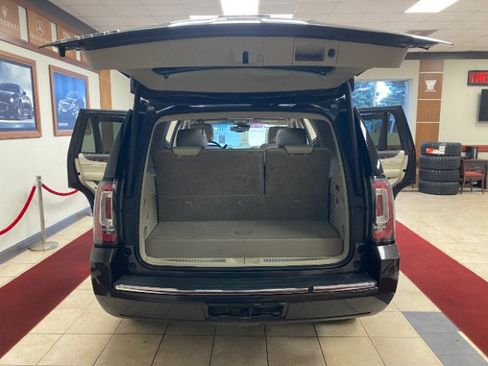 Used 2017 GMC Yukon Denali w/ Open Road Package AWD/4WD image 6