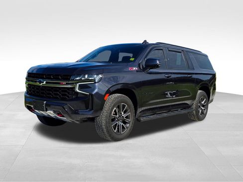 Used 2022 Chevrolet Suburban Z71 w/ Luxury Package AWD/4WD image 18