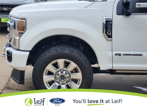 Used 2022 Ford F250 Platinum w/ FX4 Off-Road Package AWD/4WD image 6