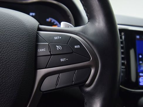 Used 2020 Jeep Grand Cherokee Limited X image 38