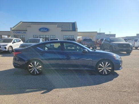 Used 2022 Nissan Altima 2.5 SR image 20