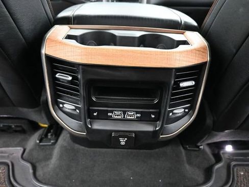 Used 2022 RAM 1500 Limited w/ Off Road Group AWD/4WD image 25