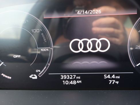 Used 2021 Audi e-tron Premium w/ Convenience Plus Package image 11