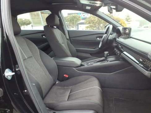 Used 2024 Honda Accord Sport image 13