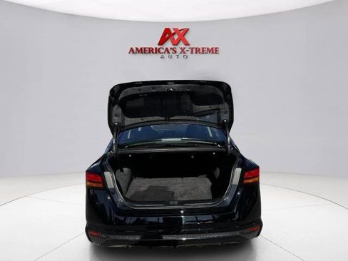Used 2025 Nissan Altima 2.5 SV FWD image 46