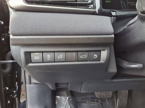 Used 2025 Toyota Camry Hybrid image 14