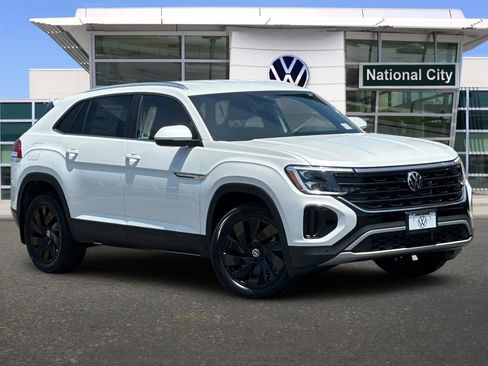 New 2026 Volkswagen Atlas Cross Sport SE AWD/4WD image 2
