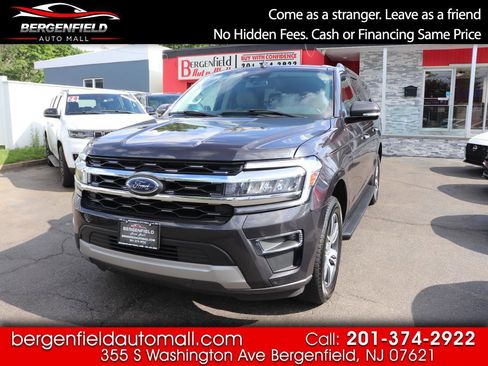Used 2024 Ford Expedition Max Limited AWD/4WD image 1