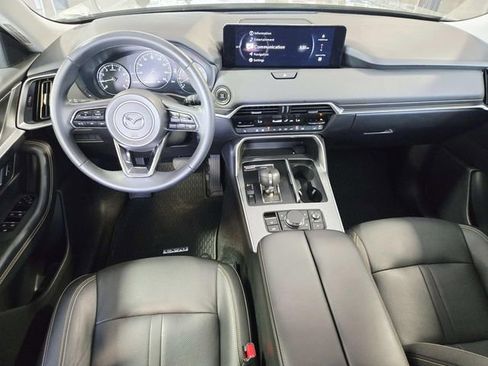 Certified 2025 MAZDA CX-70 3.3 Turbo w/ Preferred Package AWD/4WD image 7