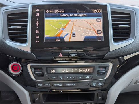 Used 2020 Honda Ridgeline RTL-E image 17